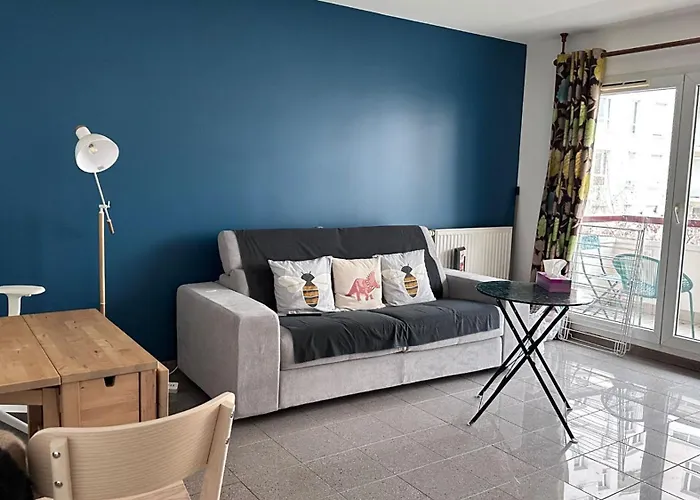 Cozy Apartment Near La Defense & Paris La Defense Arena